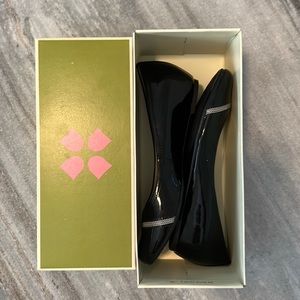 Naturalizer shiny black flats